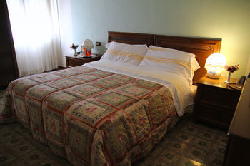 Hotel San Giuseppe Pozzuoli Luaran gambar